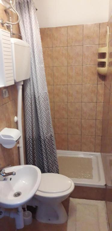 Mali Delfin Apartment Sveti Juraj Exterior foto